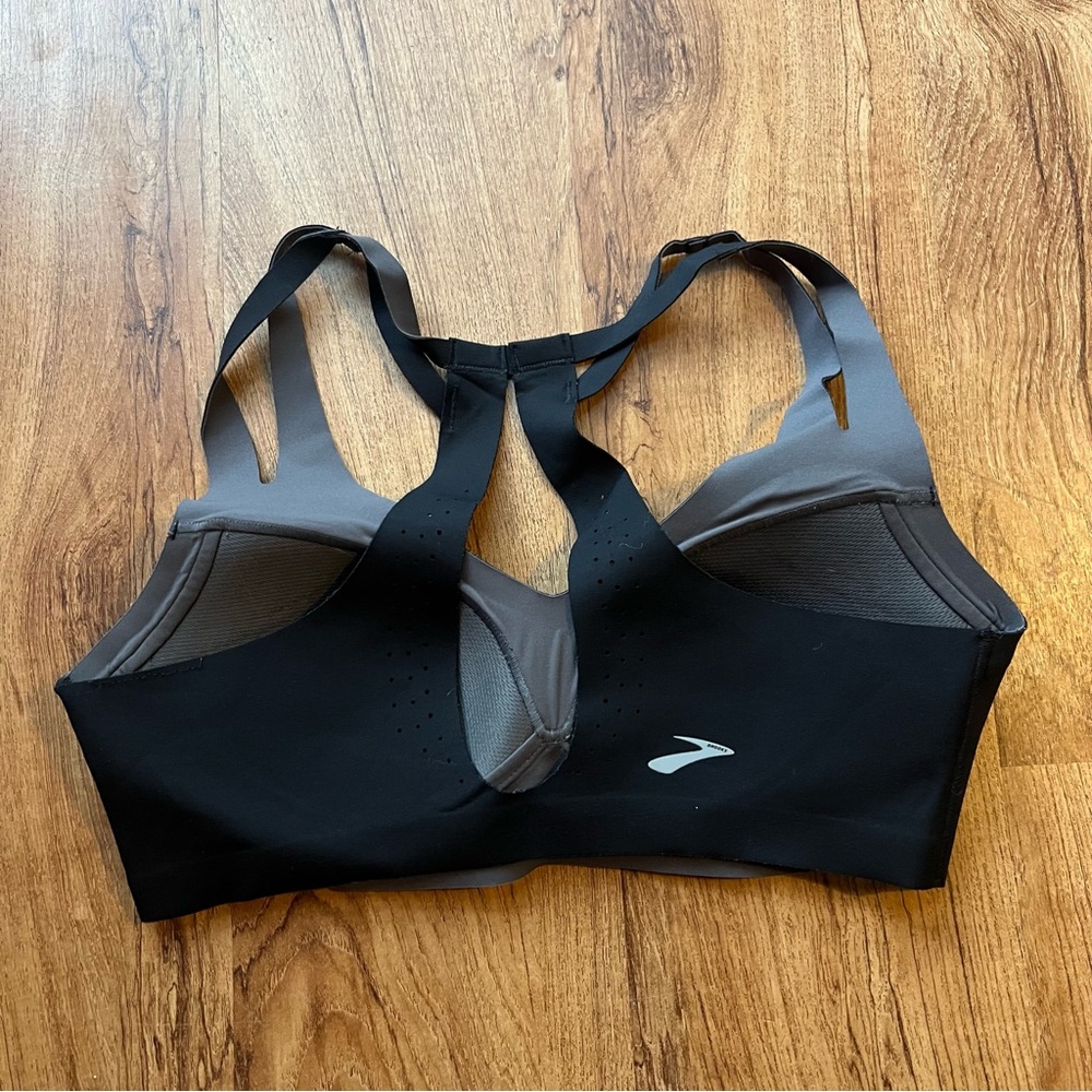 Brooks High-Impaxt Dare Strappy Run Bra Black 34 A/B - Picture 3 of 5